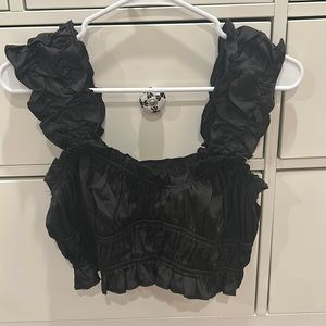 Black scrunch crop top